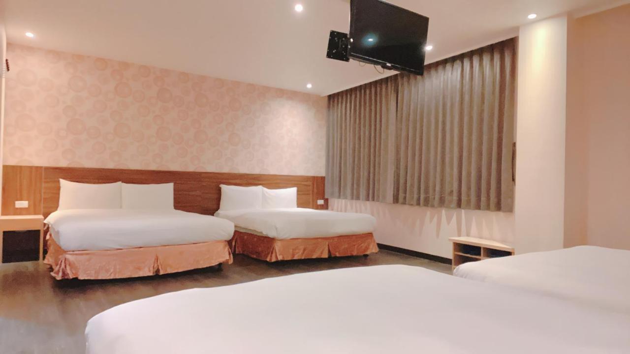 Centre Hotel Kaohsiung Exterior photo